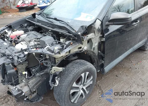 2018 Toyota Rav4 Le z USA, uszkodzony, nr VIN 2T3BFREV9JW746394